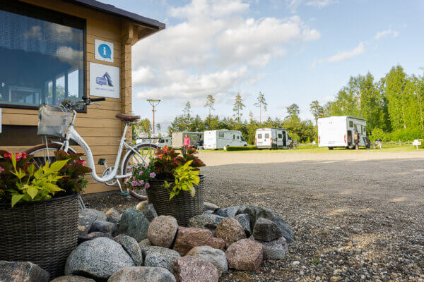 solar-caravan-park